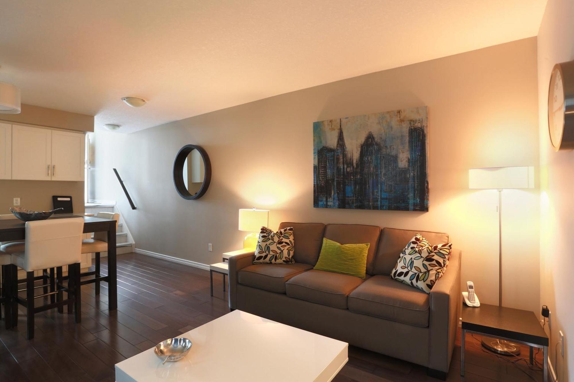 Boardwalk Homes - Executive Guest Rooms & Townhomes Kitchener Kültér fotó