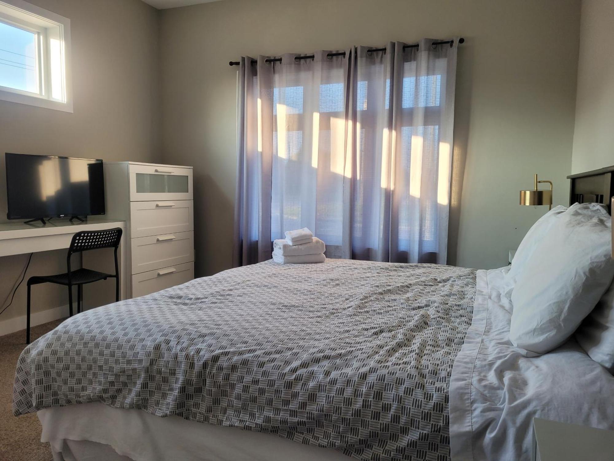 Boardwalk Homes - Executive Guest Rooms & Townhomes Kitchener Kültér fotó